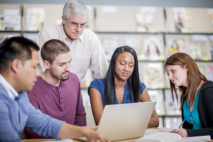 Students learning APA for periodicals