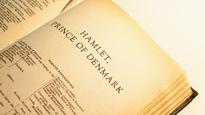 Book with Hamlet, Prince of Denmark play